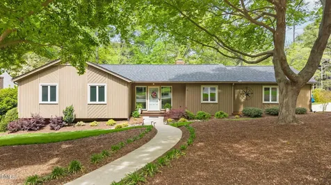 6501 Rainbow Court Raleigh NC 27612