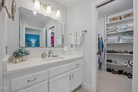 6501 Rainbow Court Raleigh NC 27612