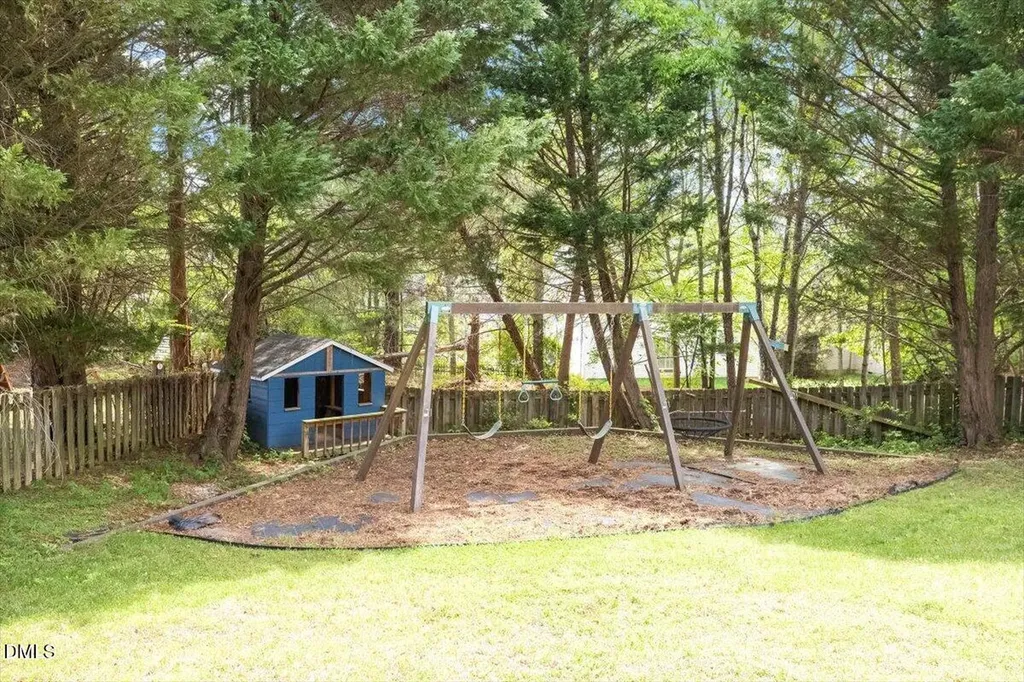 12504 Village Meadows Court Raleigh NC 27614