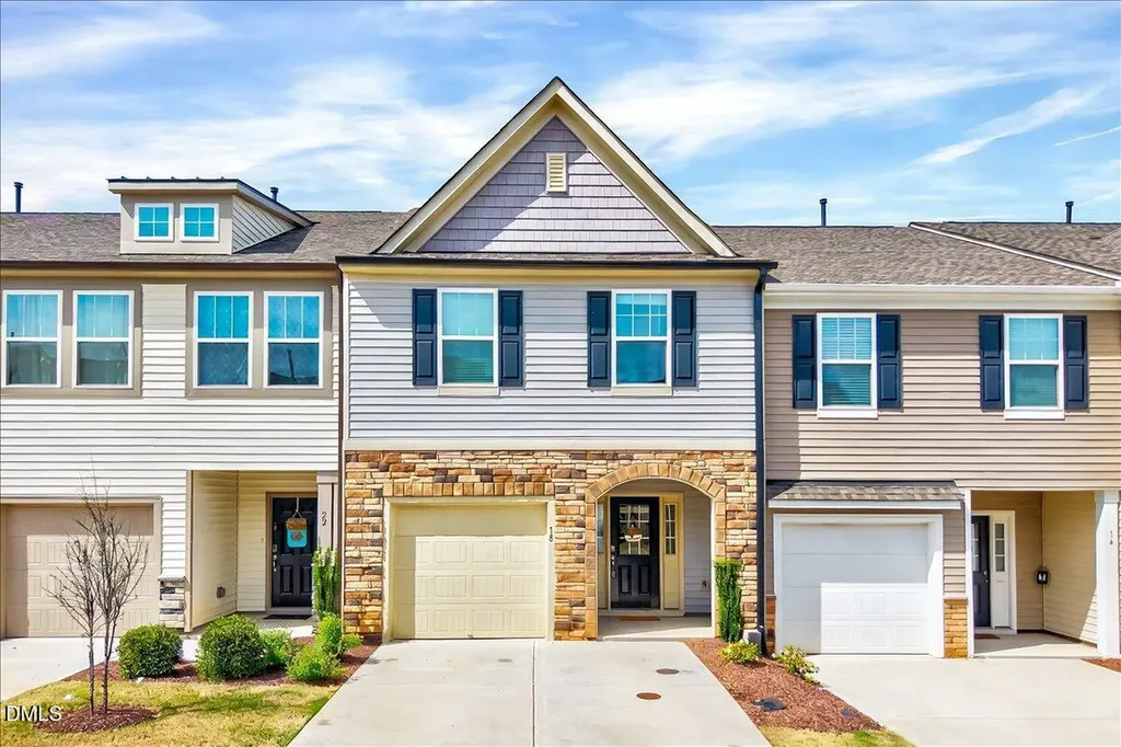 18 Clear Bead Court Clayton NC 27527