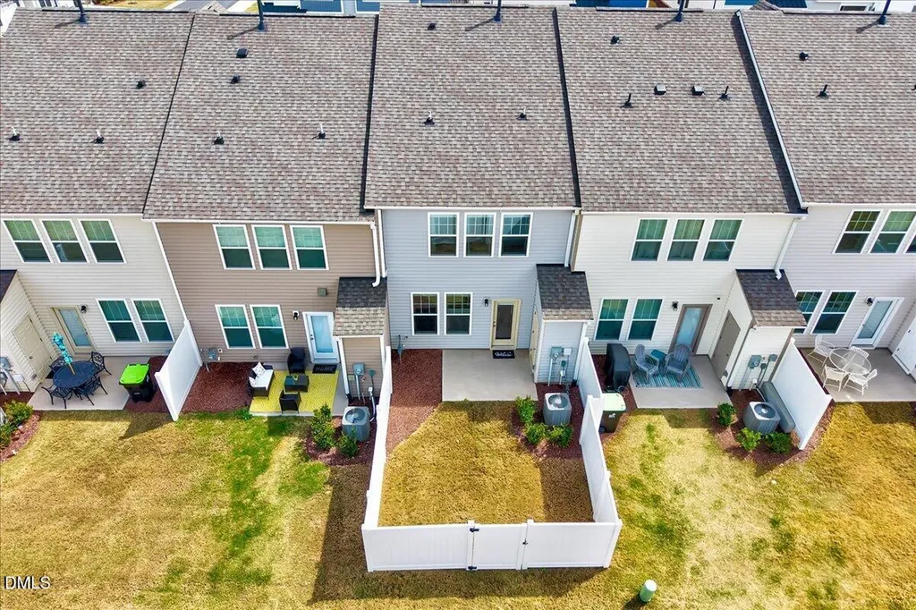 18 Clear Bead Court Clayton NC 27527