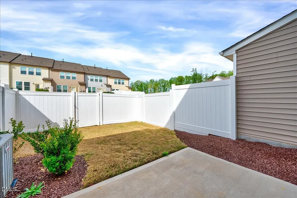 18 Clear Bead Court Clayton NC 27527