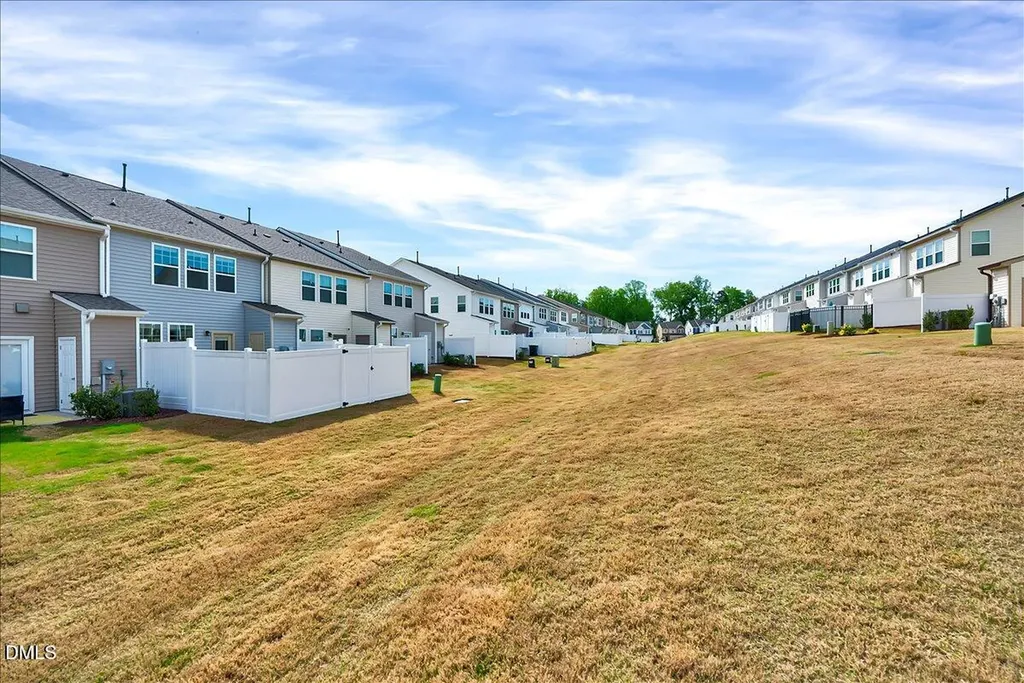 18 Clear Bead Court Clayton NC 27527