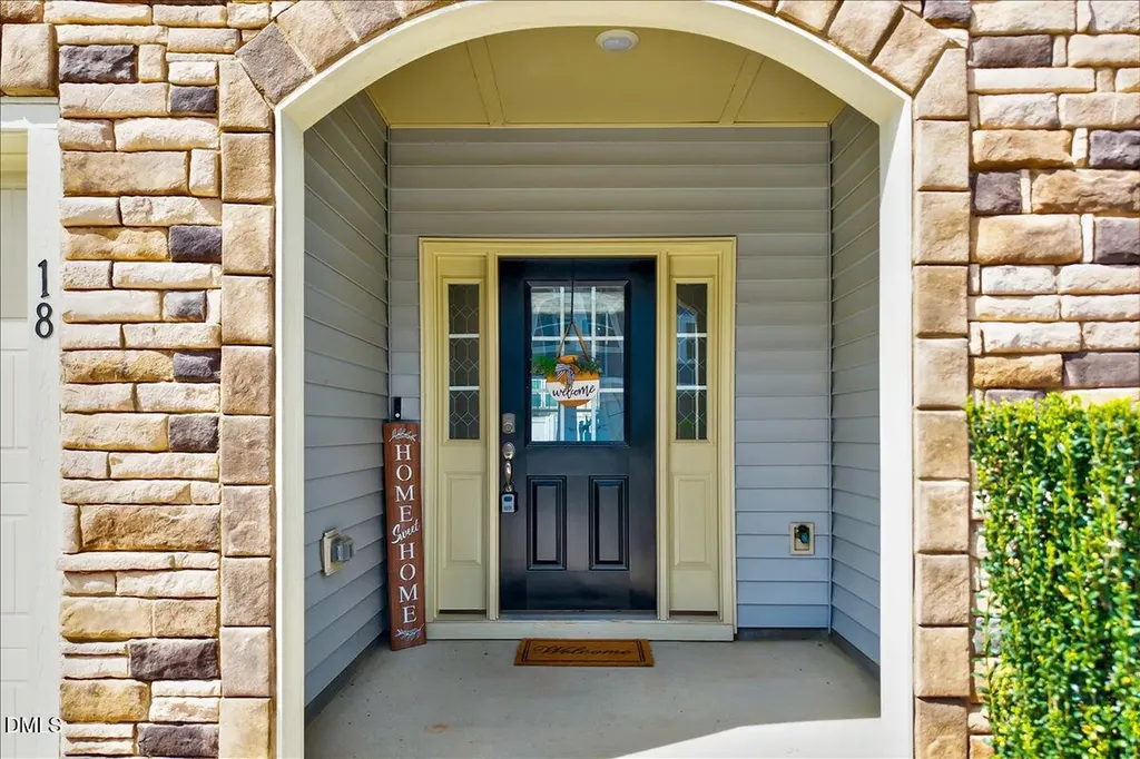 18 Clear Bead Court Clayton NC 27527