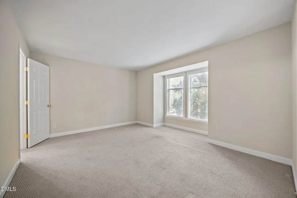 1031 Nicholwood Drive Raleigh NC 27605