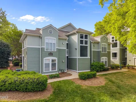 1031 Nicholwood Drive Raleigh NC 27605
