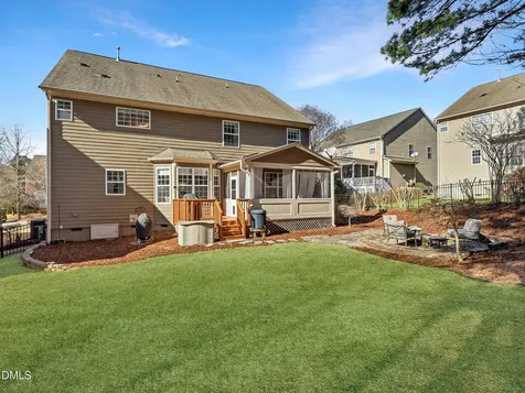 113 Cross Oaks Place Holly Springs NC 27540