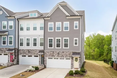 2051 Eva Pearl Drive Apex NC 27502