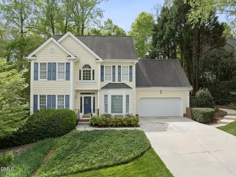 4221 Glen Erin Way Raleigh NC 27613