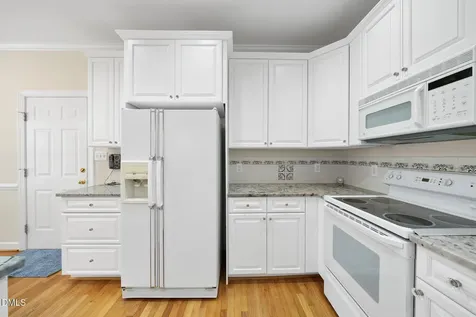 4221 Glen Erin Way Raleigh NC 27613