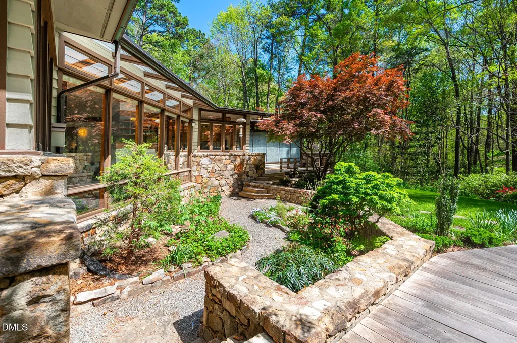 1601 Halifax Road Chapel Hill NC 27514