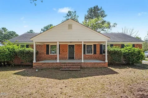 1506 Hart Goldsboro NC 27530