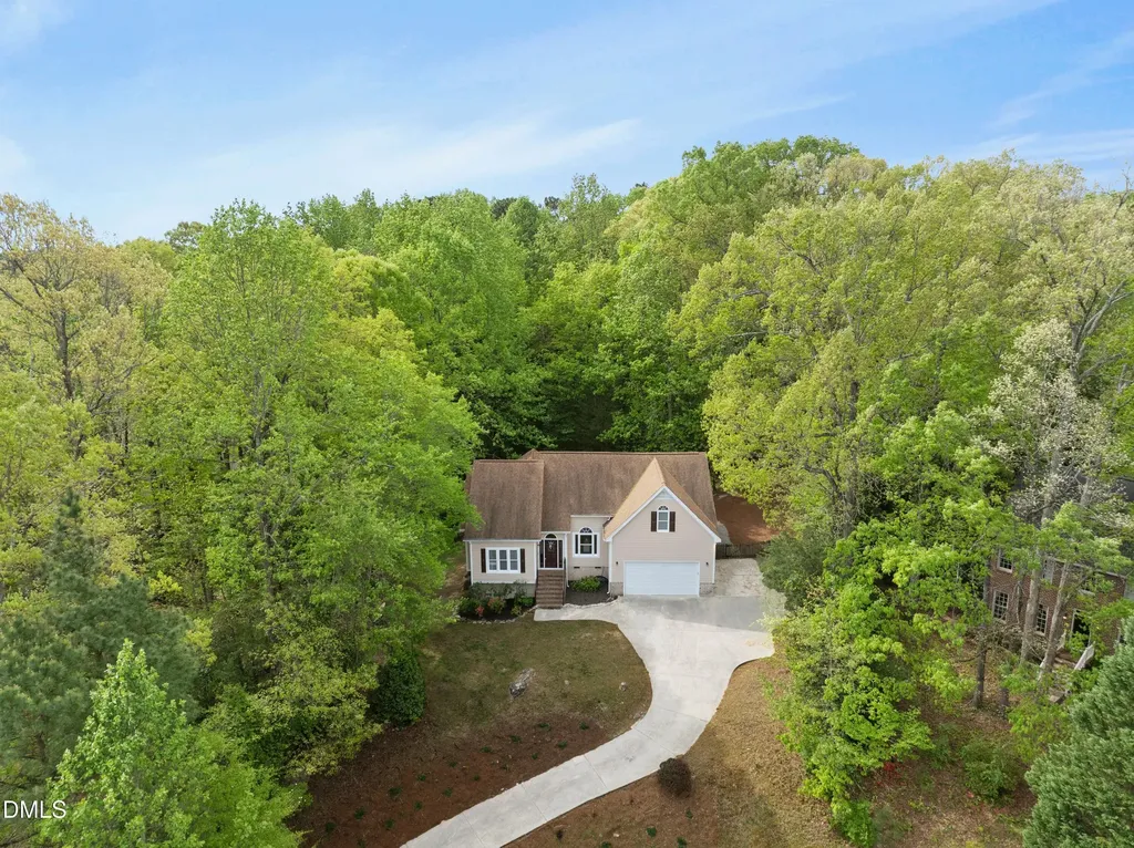 6004 Chittim Court Raleigh NC 27616