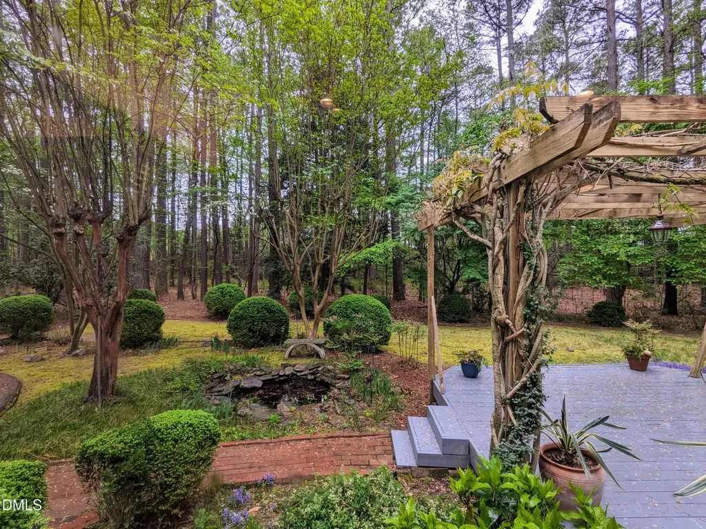 4901 Stoneridge Drive Raleigh NC 27612