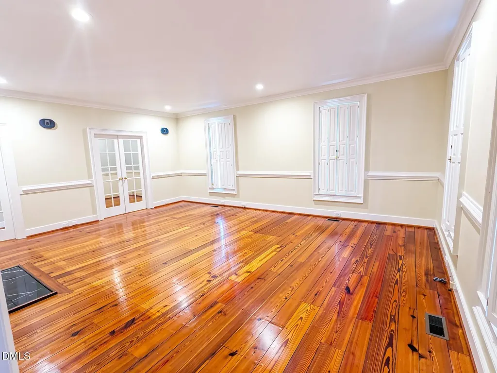 4901 Stoneridge Drive Raleigh NC 27612