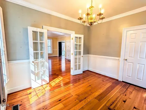 4901 Stoneridge Drive Raleigh NC 27612