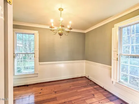 4901 Stoneridge Drive Raleigh NC 27612
