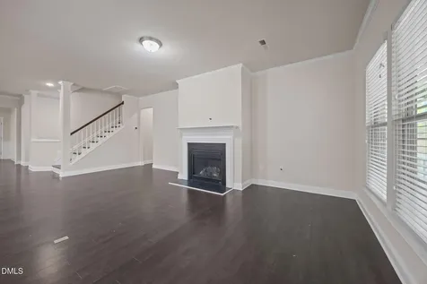 2048 Crampton Grove Way Cary NC 27519
