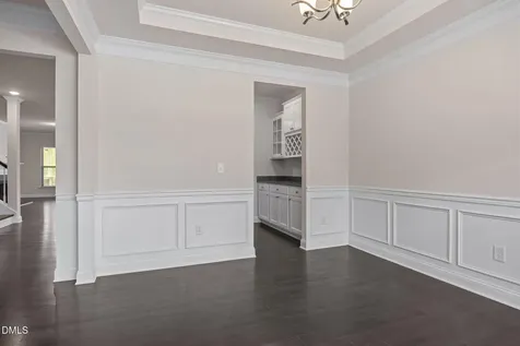 2048 Crampton Grove Way Cary NC 27519