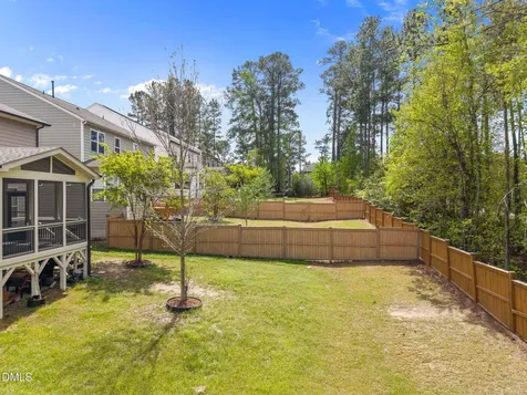 2048 Crampton Grove Way Cary NC 27519