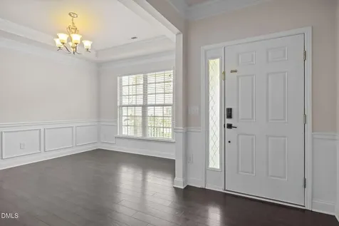 2048 Crampton Grove Way Cary NC 27519