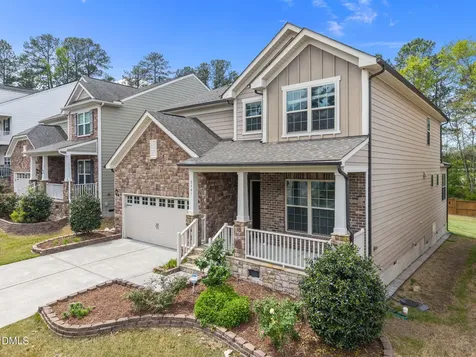 2048 Crampton Grove Way Cary NC 27519
