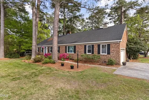 1721 Bethlehem Road Rocky Mount NC 27803