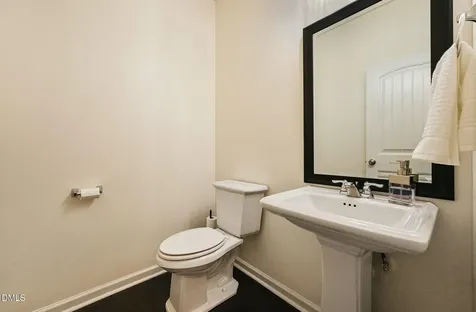 816 Tunisian Drive Apex NC 27523