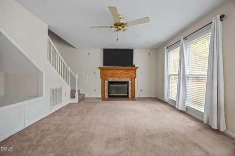 564 Coachman Way Sanford NC 27332