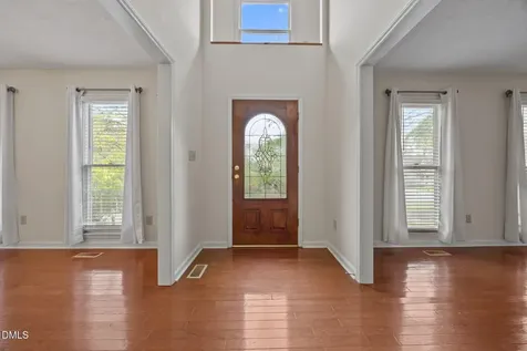 564 Coachman Way Sanford NC 27332