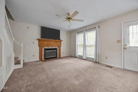 564 Coachman Way Sanford NC 27332