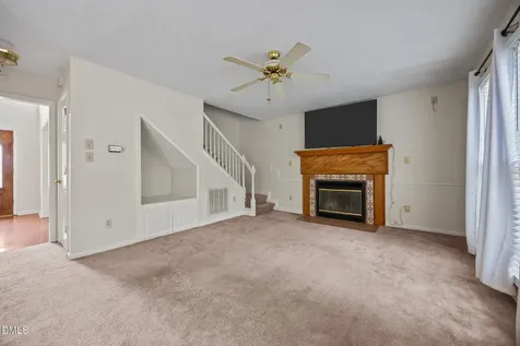 564 Coachman Way Sanford NC 27332