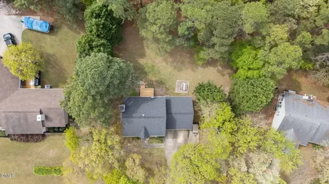 564 Coachman Way Sanford NC 27332