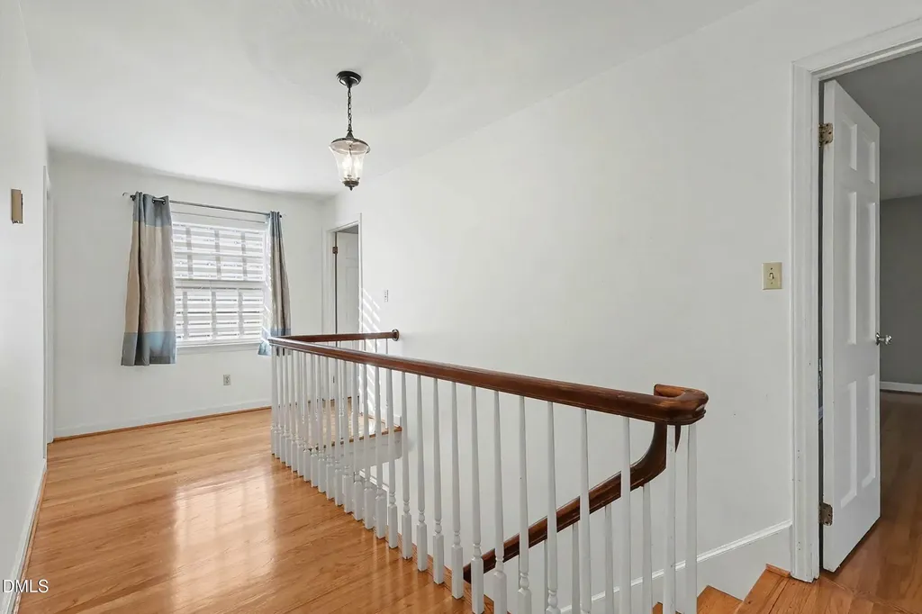 3704 Pembrook Place Raleigh NC 27612