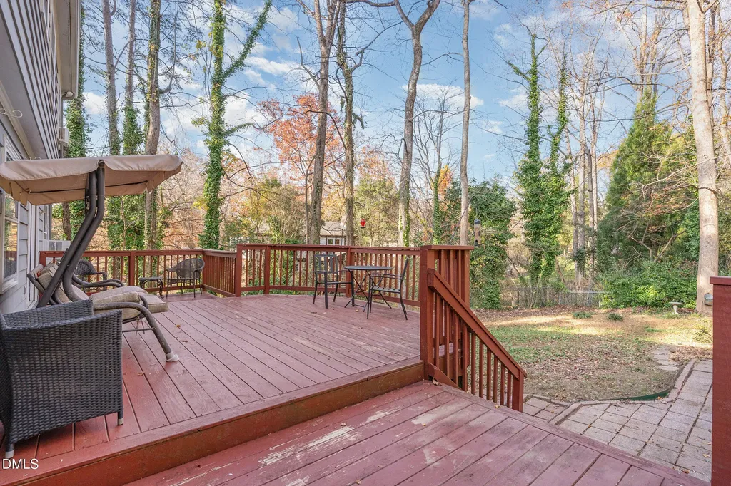 3704 Pembrook Place Raleigh NC 27612
