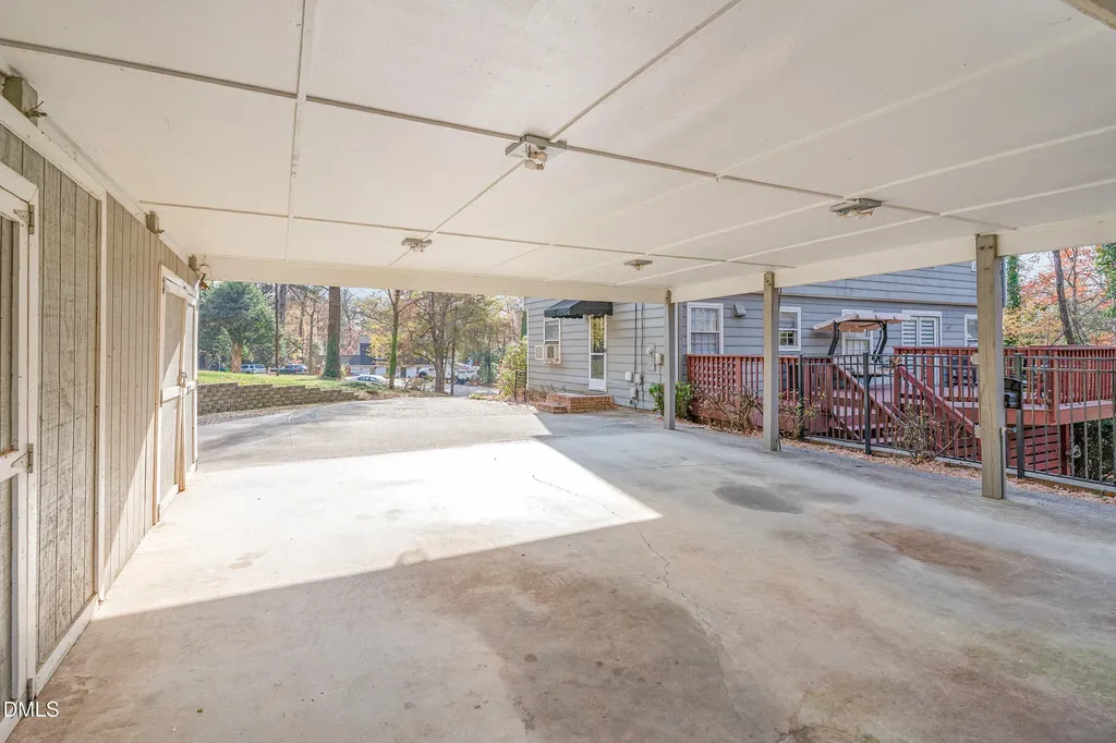 3704 Pembrook Place Raleigh NC 27612