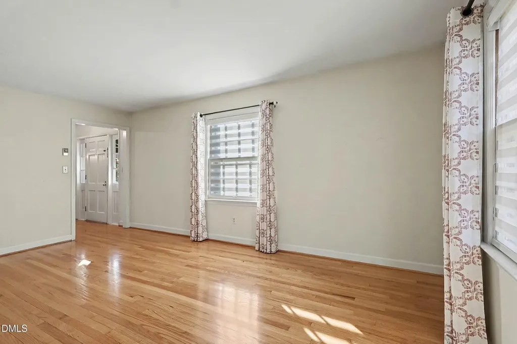 3704 Pembrook Place Raleigh NC 27612