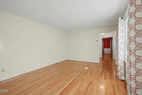 3704 Pembrook Place Raleigh NC 27612