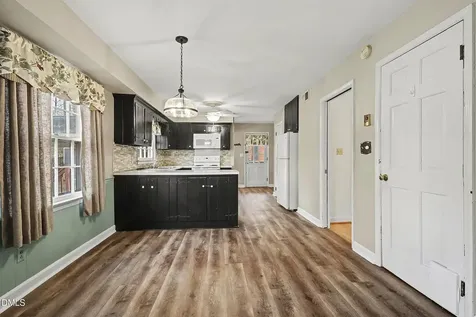3704 Pembrook Place Raleigh NC 27612