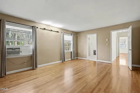 3704 Pembrook Place Raleigh NC 27612