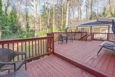 3704 Pembrook Place Raleigh NC 27612