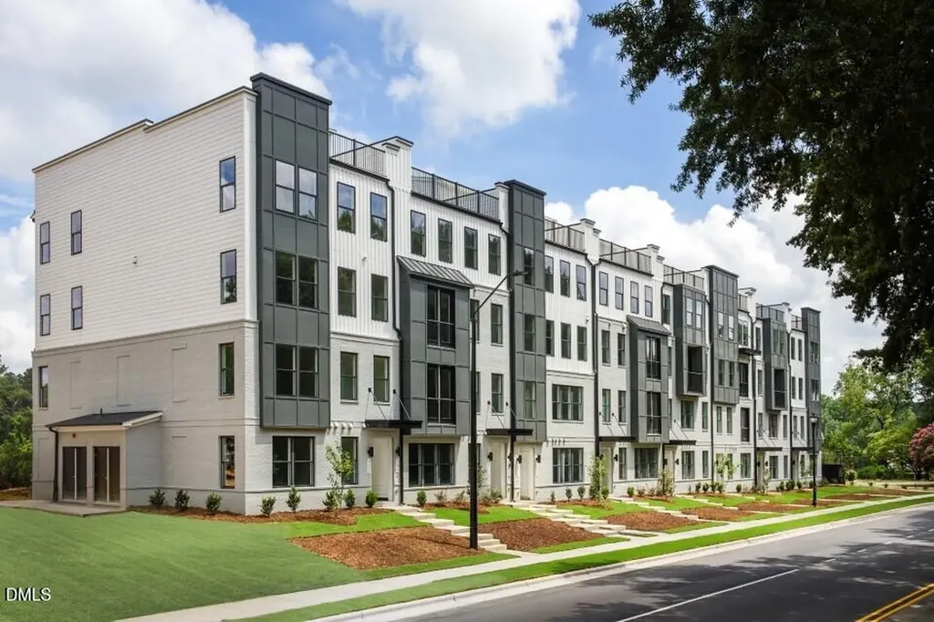 110 Byrum Street Cary NC 27511