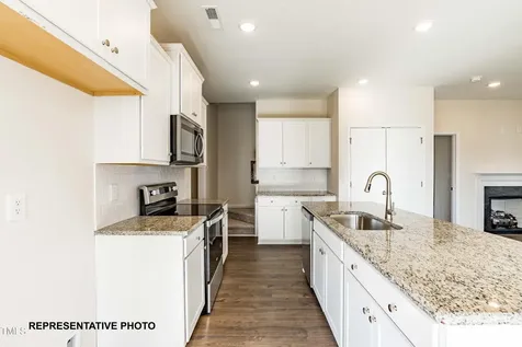 732 Springtooth Drive Zebulon NC 27597