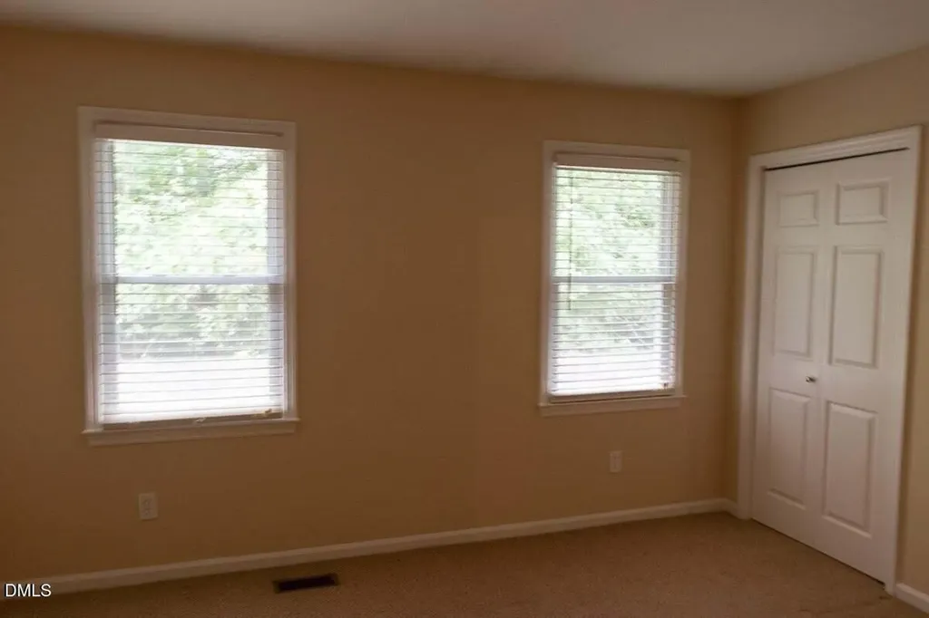 1 Forest Glen Drive Chapel Hill NC 27517