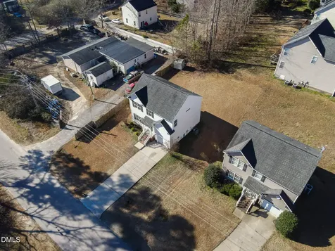 2207 Sunlit Lane Raleigh NC 27604