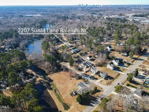 2207 Sunlit Lane Raleigh NC 27604