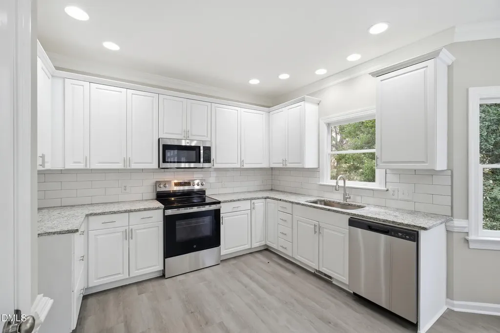 22 Lafoy Drive Clayton NC 27527