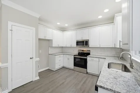 22 Lafoy Drive Clayton NC 27527