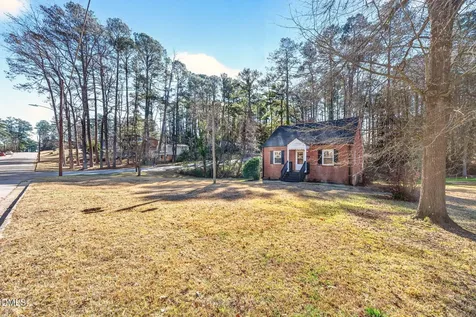 319 Park Avenue Sanford NC 27330