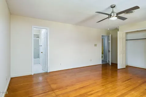 2021 Sunnybrook Drive Burlington NC 27215